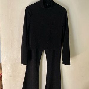 Iris Black Long Sleeve Set